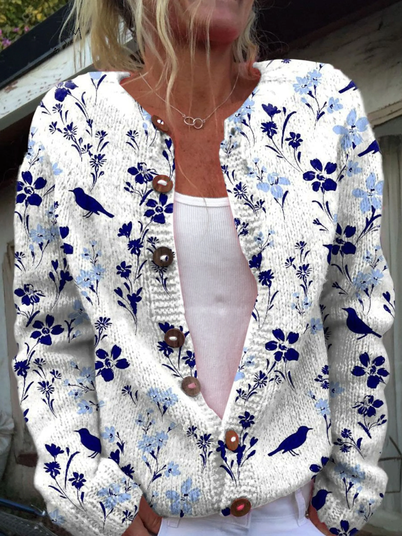 ويبكي® | سترة كاردجان مزخرفة بالزهور بتصميم عتيق