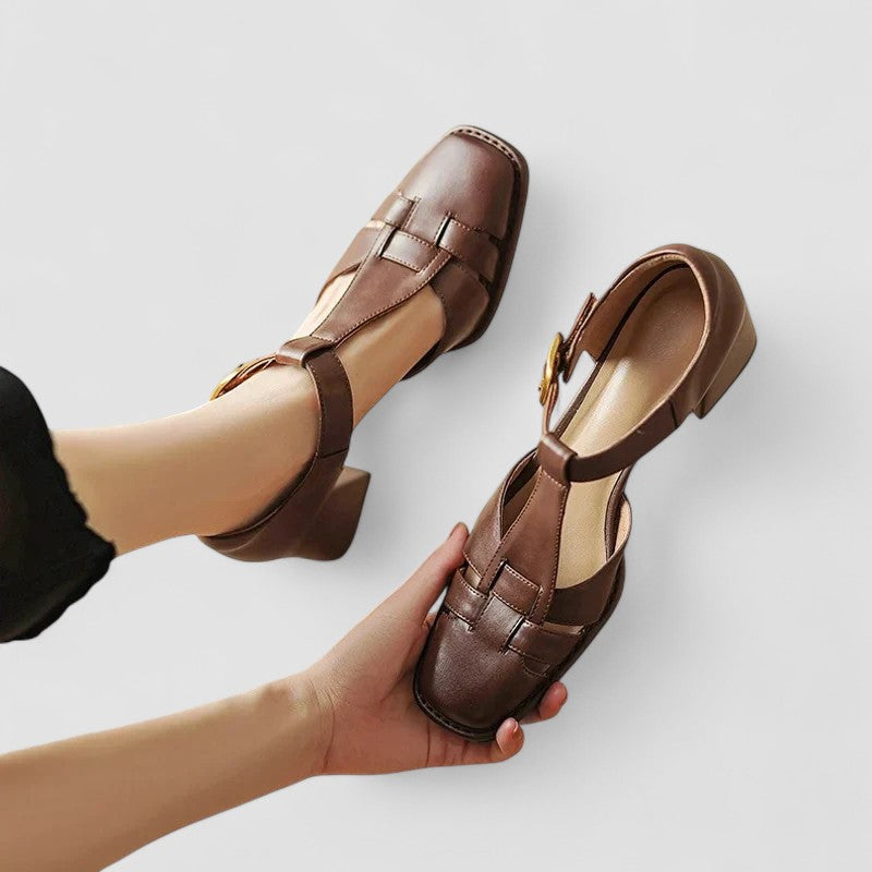 إيليكسينا | أحذية كعب كتلة T-strap الطبية