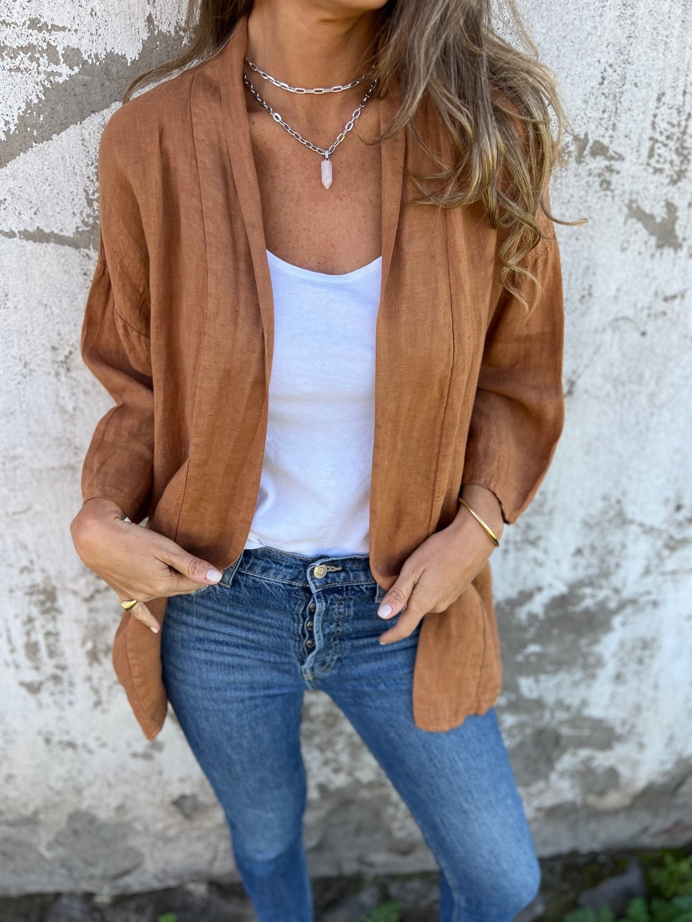 كارديجان من الكتان مع كشكش