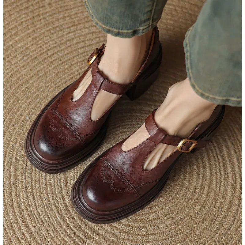 كلاارا® | أحذية جلدية نباتية طبية