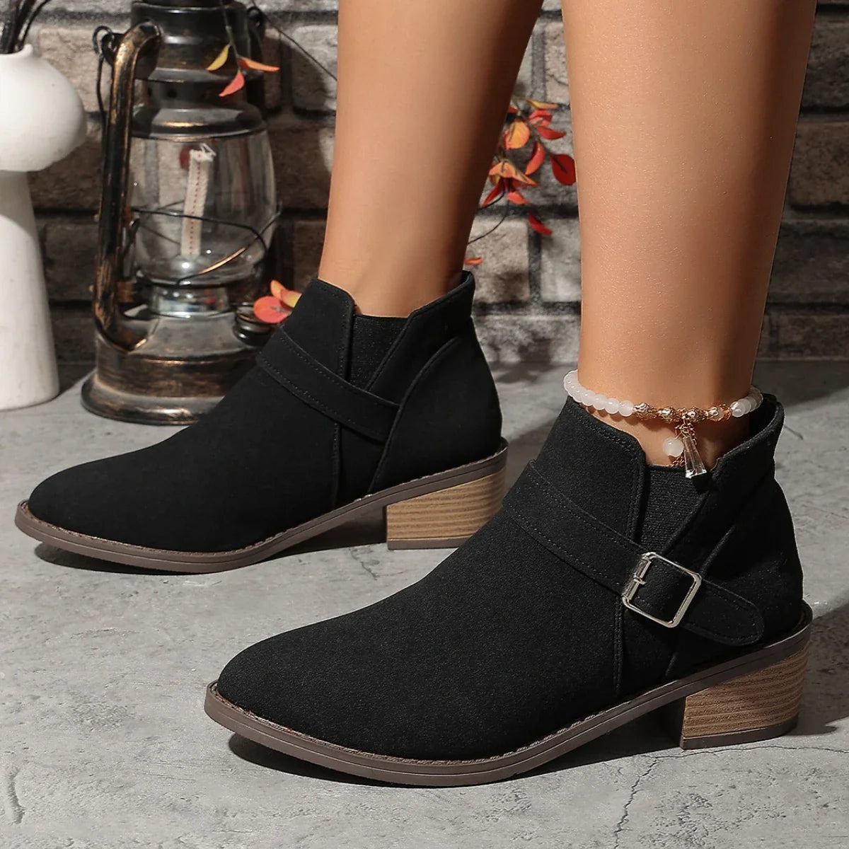 برناديت® | أحذية كاحل مزودة بإبزيم قابل للتعديل للنساء