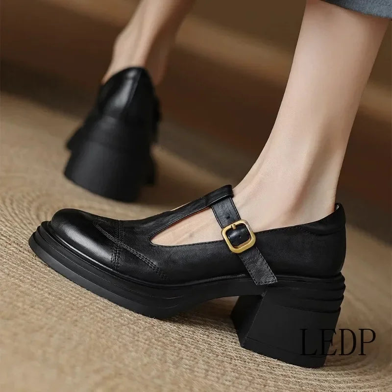 غريتا® | أحذية ماري جين جلدية نباتية طبية