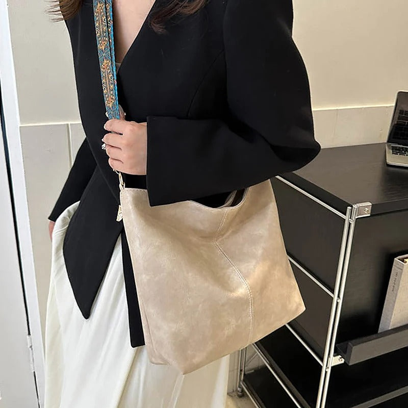 باولا® | حقائب واسعة للاستخدام اليومي