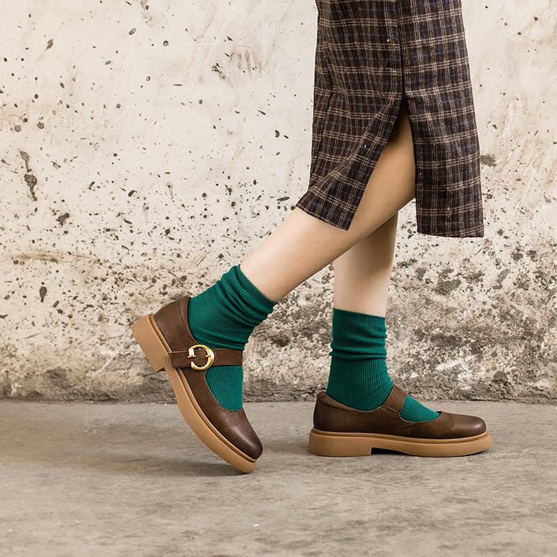 ليفيا® | أحذية ماري جينز الحديثة من رازيل